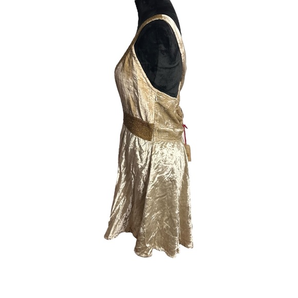 RAGA NWT Romantic Visions Beaded Velvet Mini Dress Size L - Picture 4 of 14